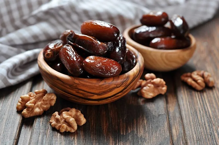 Ramazan sofralarının vazgeçilmezi: Hurma